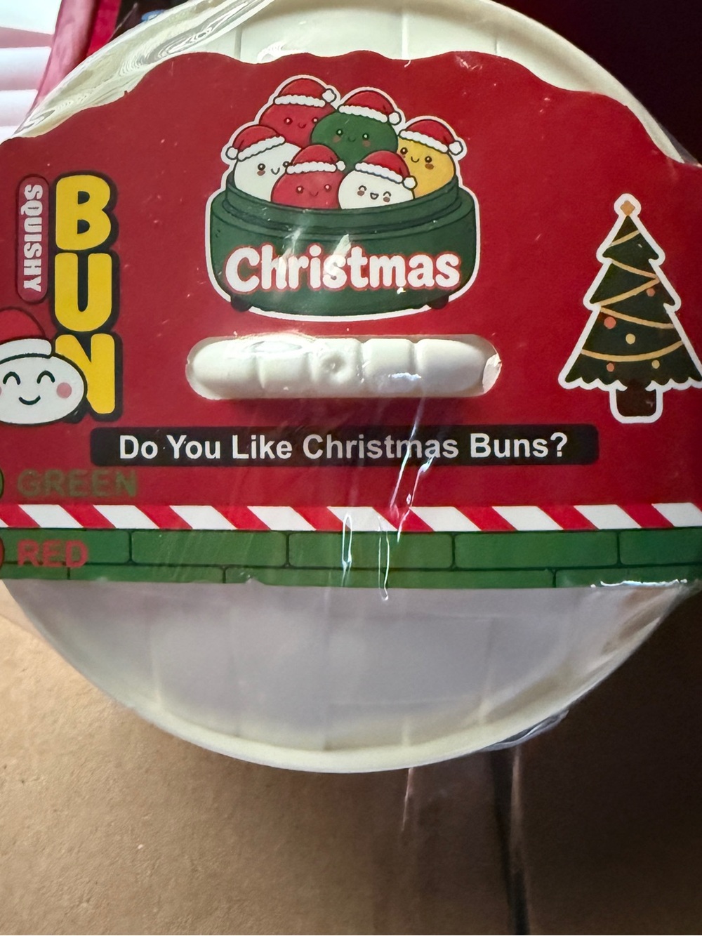 🛍 Christmas Buns Squishy - Holiday Red and Green Stress Toy
